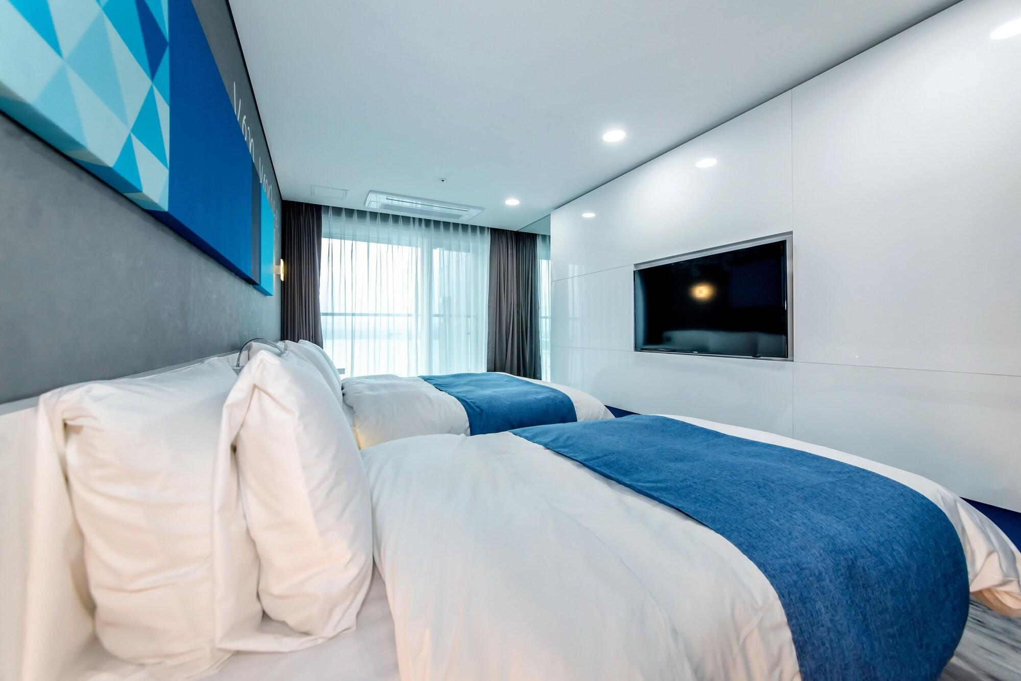 Co-Op City Hotel Seongsan Согвипхо Экстерьер фото