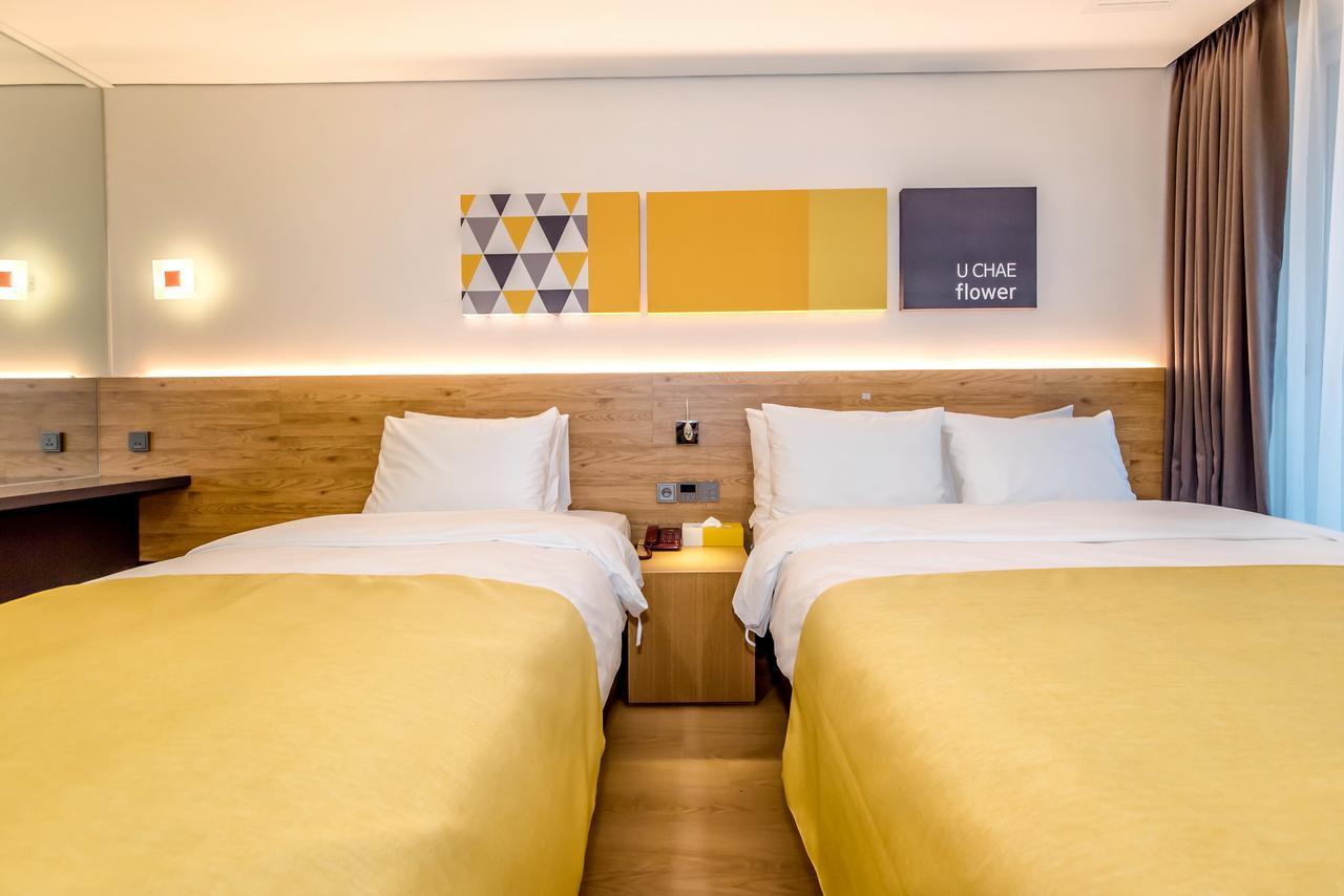 Co-Op City Hotel Seongsan Согвипхо Экстерьер фото
