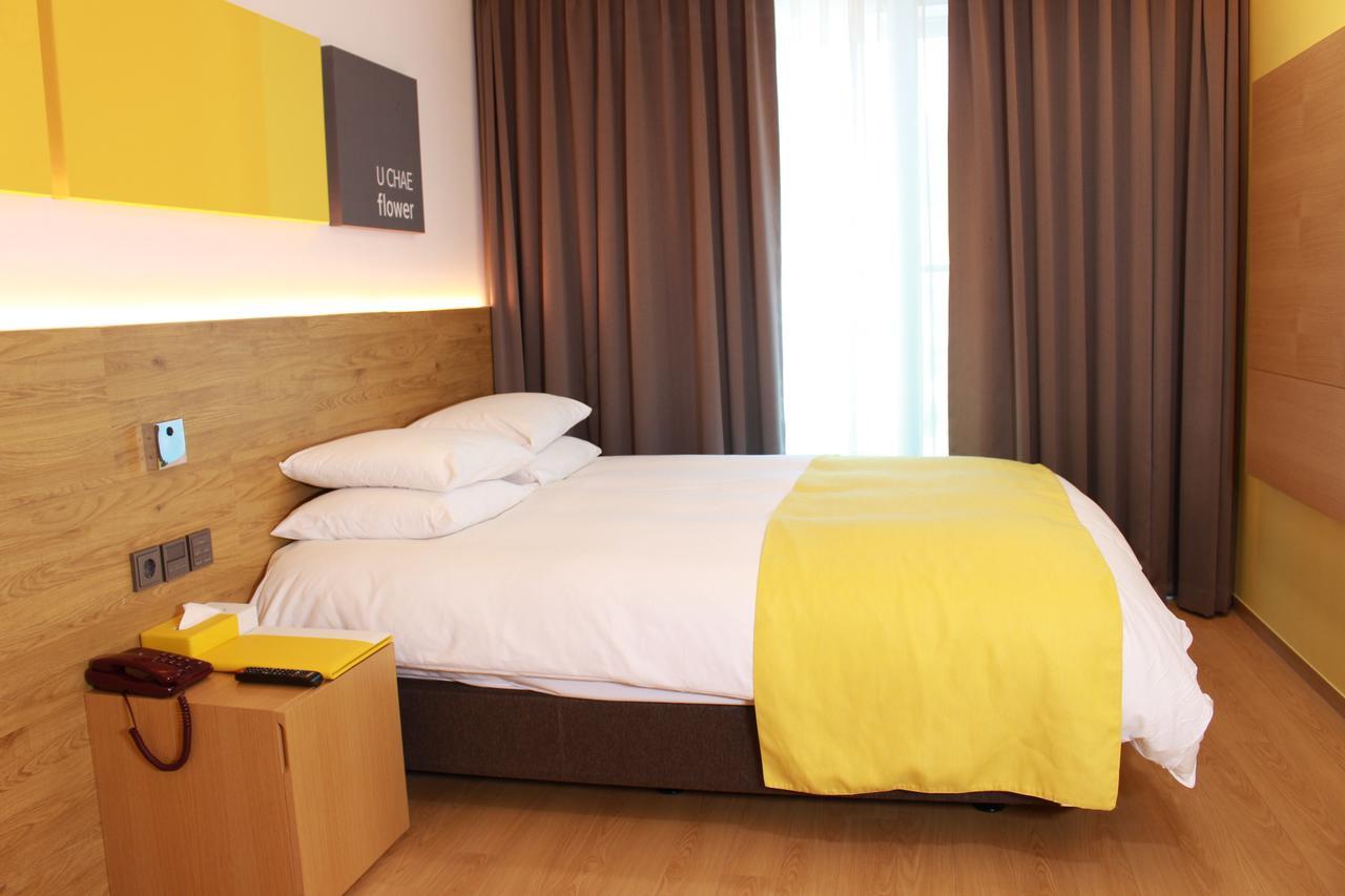 Co-Op City Hotel Seongsan Согвипхо Экстерьер фото