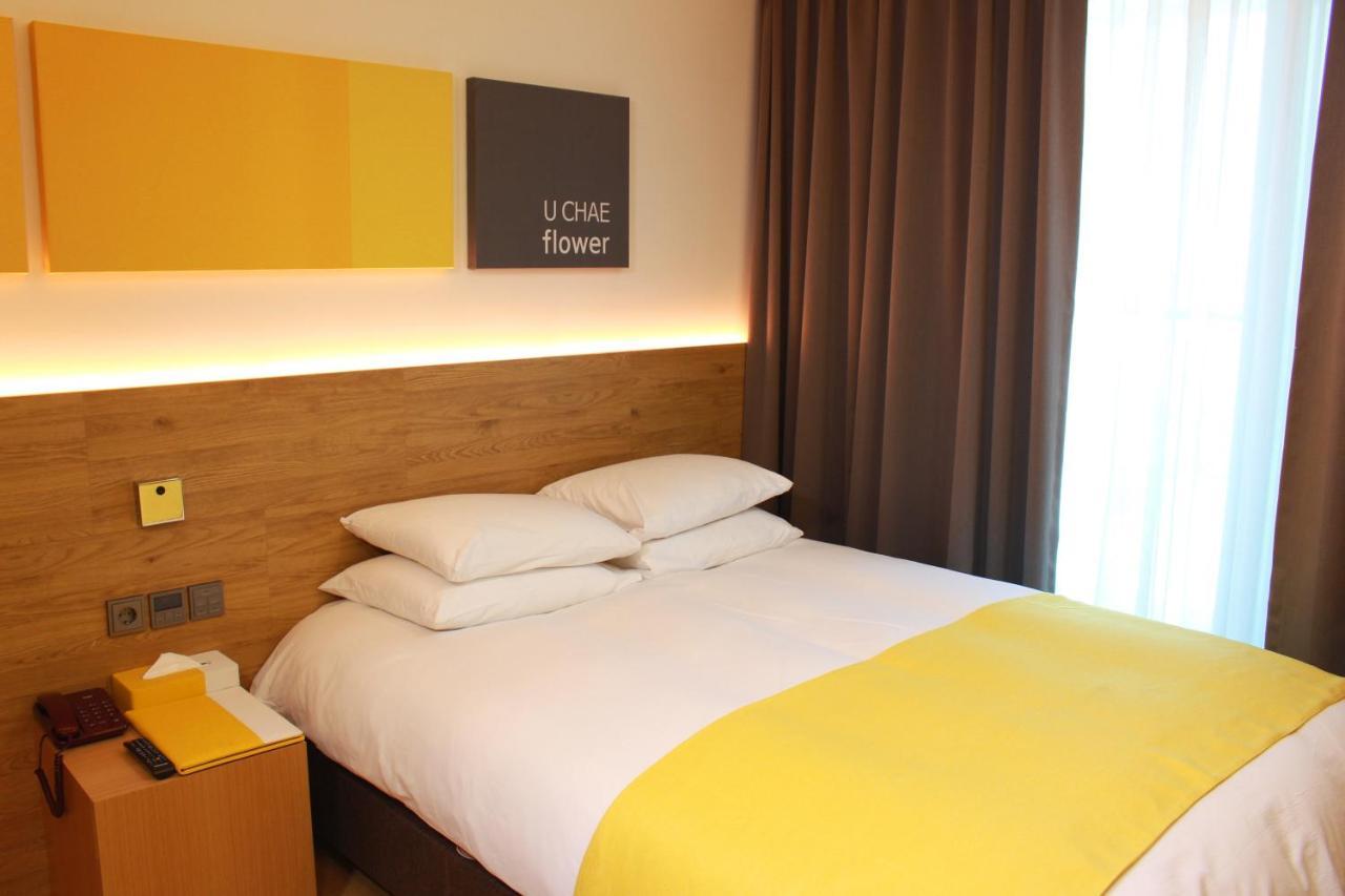 Co-Op City Hotel Seongsan Согвипхо Экстерьер фото